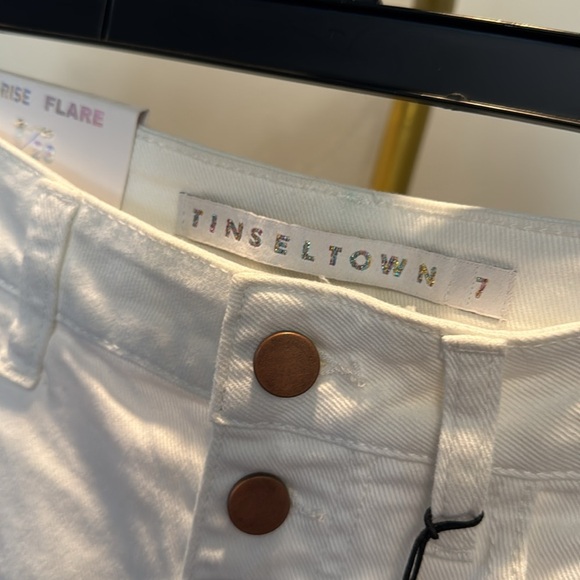 Tinseltown White high rise Flare Button fly jeans NWT 7/28 - Picture 5 of 11